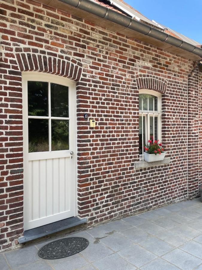 La Canopee Des Arbres, Anna Ellezelles Exterior photo