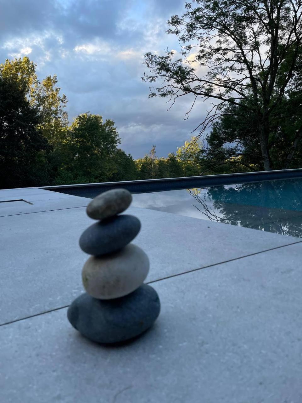 La Canopee Des Arbres, Anna Ellezelles Exterior photo