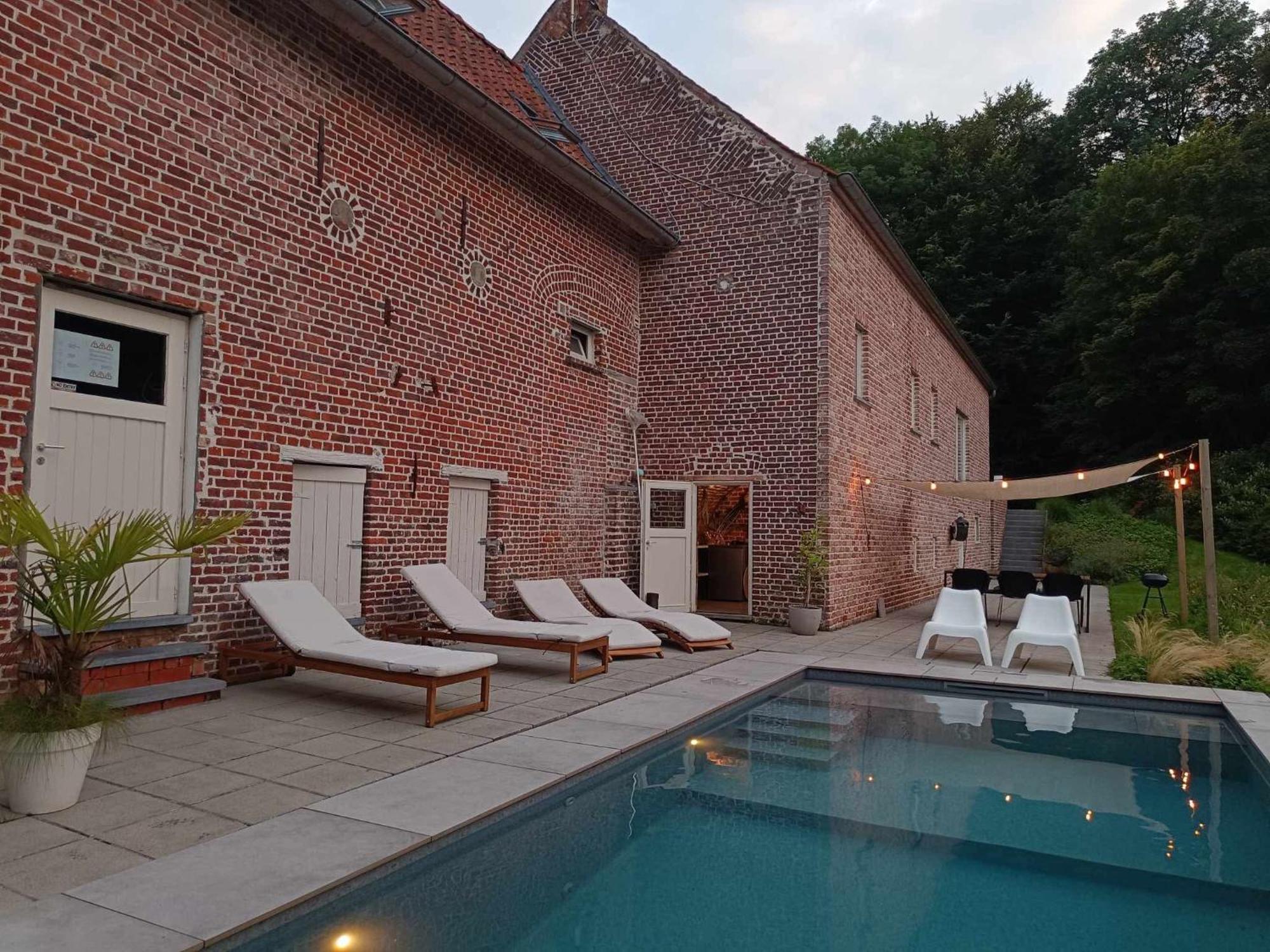 La Canopee Des Arbres, Anna Ellezelles Exterior photo